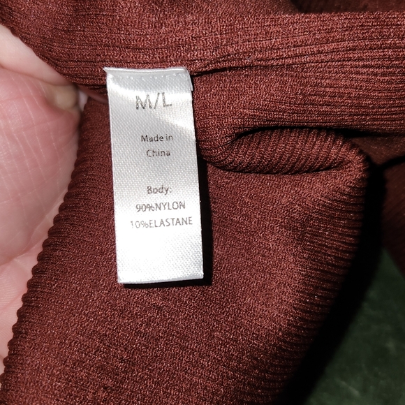 M/L Burgandy Ribbed Set - Picture 6 of 9